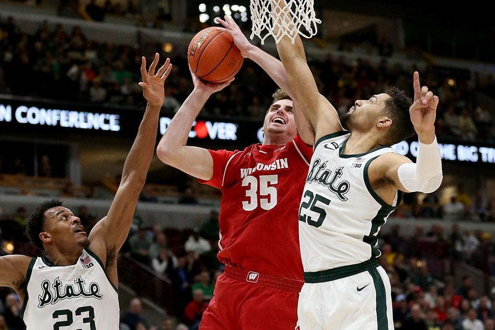 Wisconsin's Nate Reuvers.