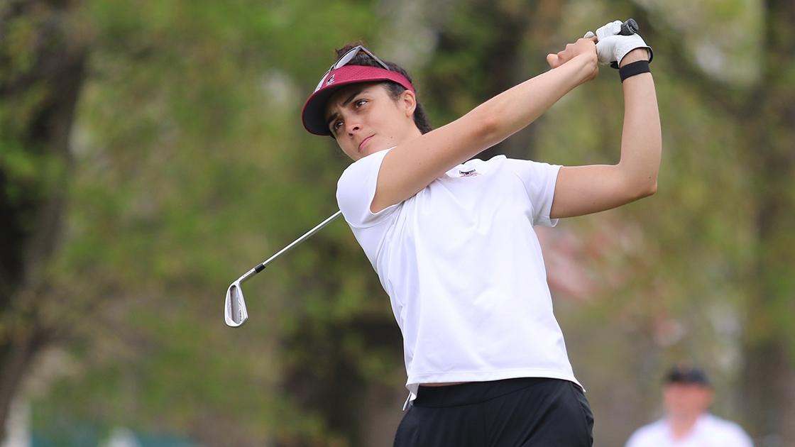 Pilar Echeverria of UIndy women's golf