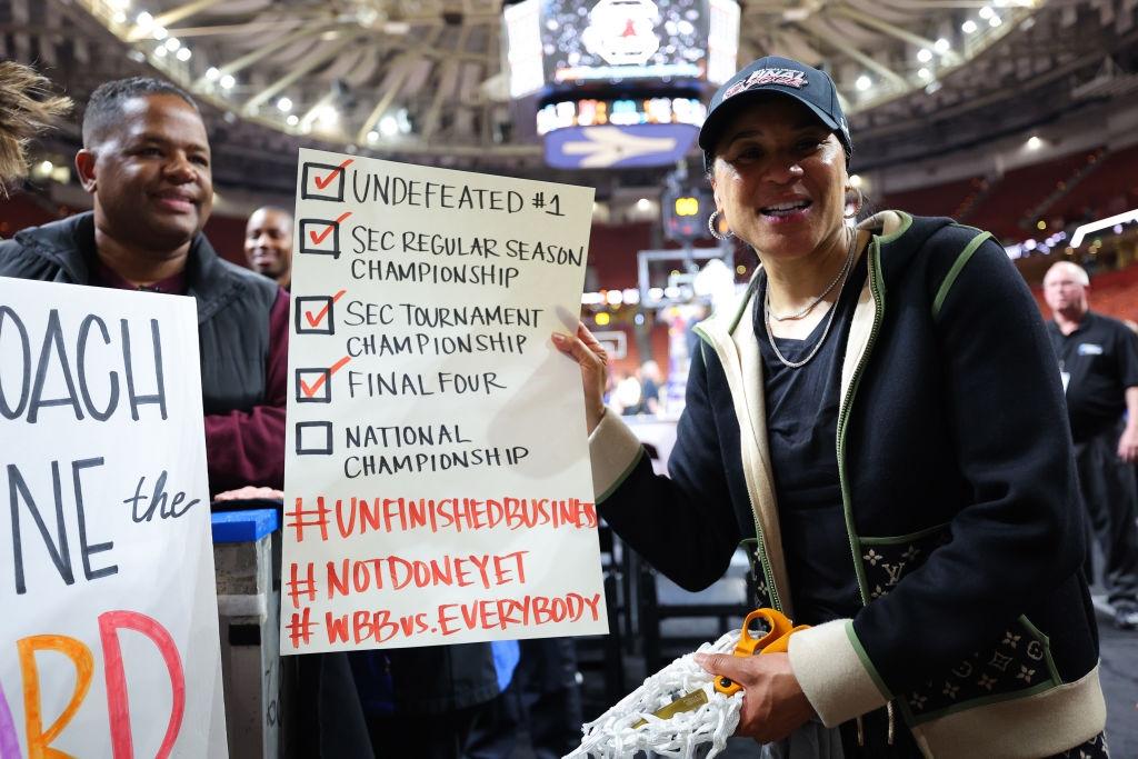 Dawn Staley South Carolina women's basketball