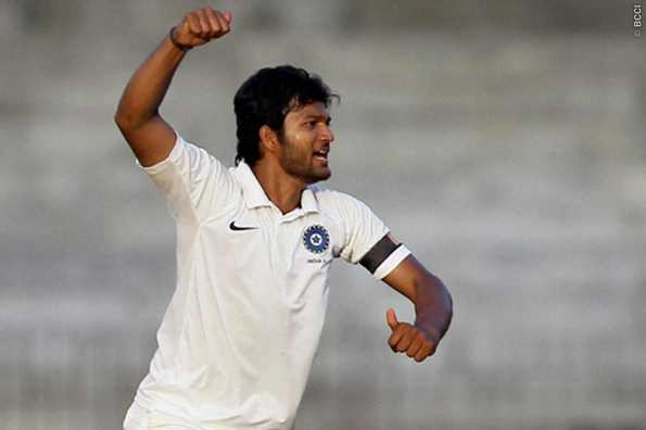 Jalaj, who was an integral part of the Madhya Pradesh line-up from the 2005-06 season, has so far amassed 4604 runs and 11 centuries in first-class cricket.