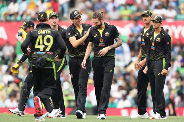 To rotate or not to rotate? That's the extent of Australia's worries so far