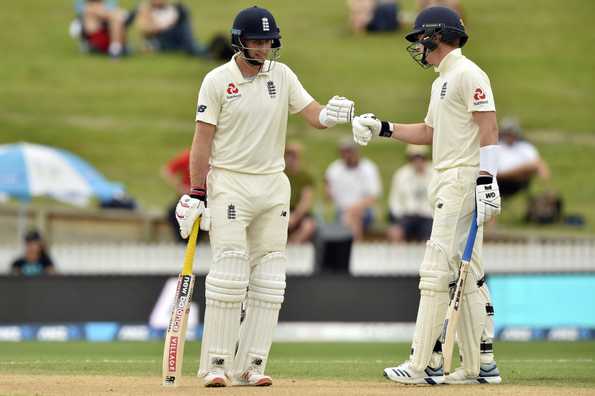 England gained the proverbial psychological edge by marching into the lead.