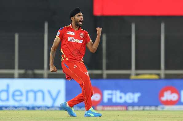 Harpreet Brar took out Kohli and Maxwell in a double-wicket maiden over. 