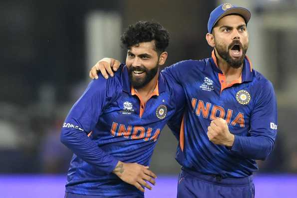Ravindra Jadeja returned figures of 3 for 15
