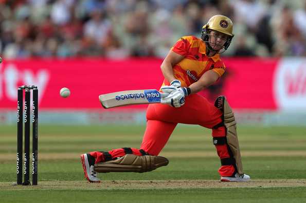 Superchargers fell five short of Phoenix's score of 153 despite breezy knocks from Healy, Wolvaardt and Armitage