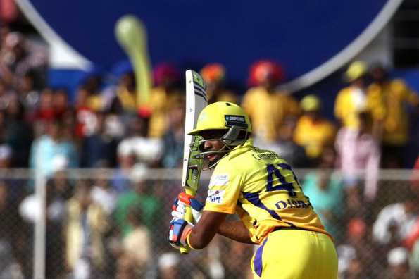 Dwayne Bravo played the spinners admirably and maintained a healthy strike-rate.