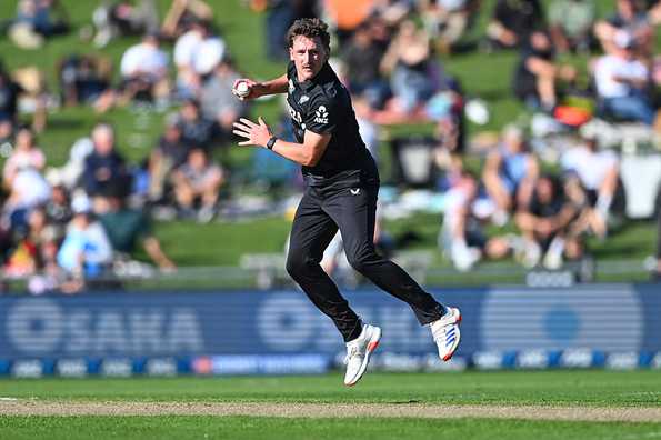 Nathan Smith bagged four wickets