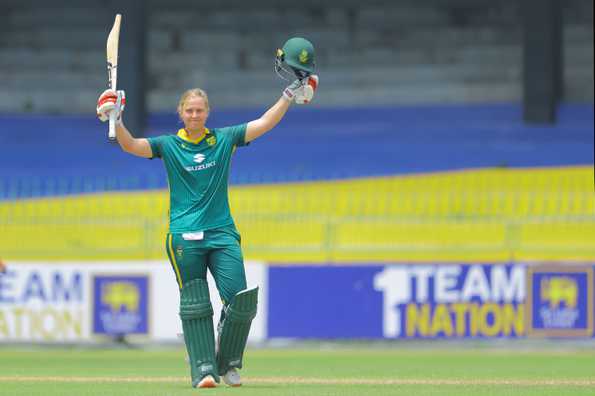 Annerie Dercksen celebrates her 100 in Colombo