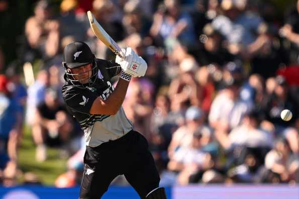 Tim Robinson's career-best 75 not out off 57 in Harare helped New Zealand down South Africa