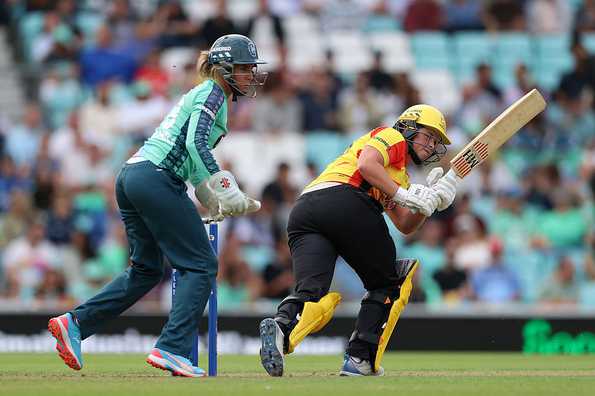 Grace Scrivens came up with a solid knock to set up the chase for Rockets