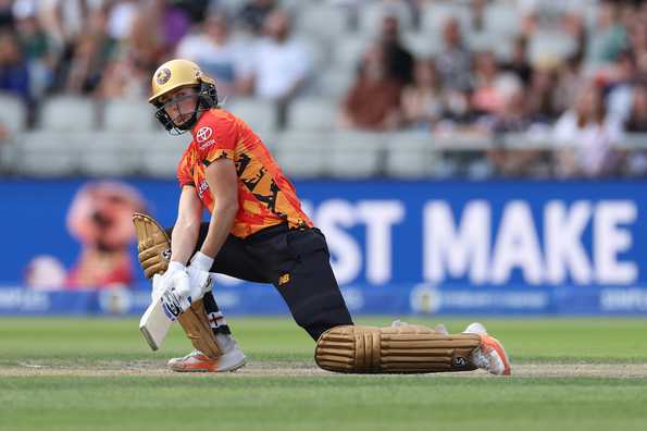 Perry hit 55 not out.