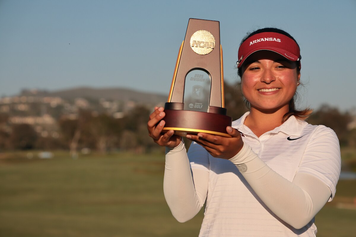 Maria Jose Marin of the Arkansas Razorbacks